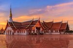 Wat Phra That Choeng Chum Worawihan : Sakon Nakhon, Thailand